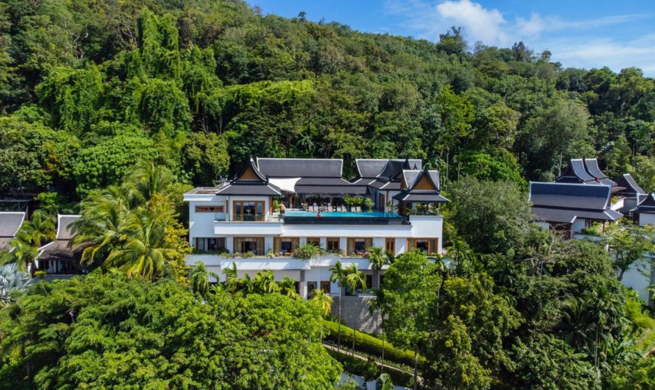 Baan Phu Prana Boutique Villa Praia de Surin Exterior foto