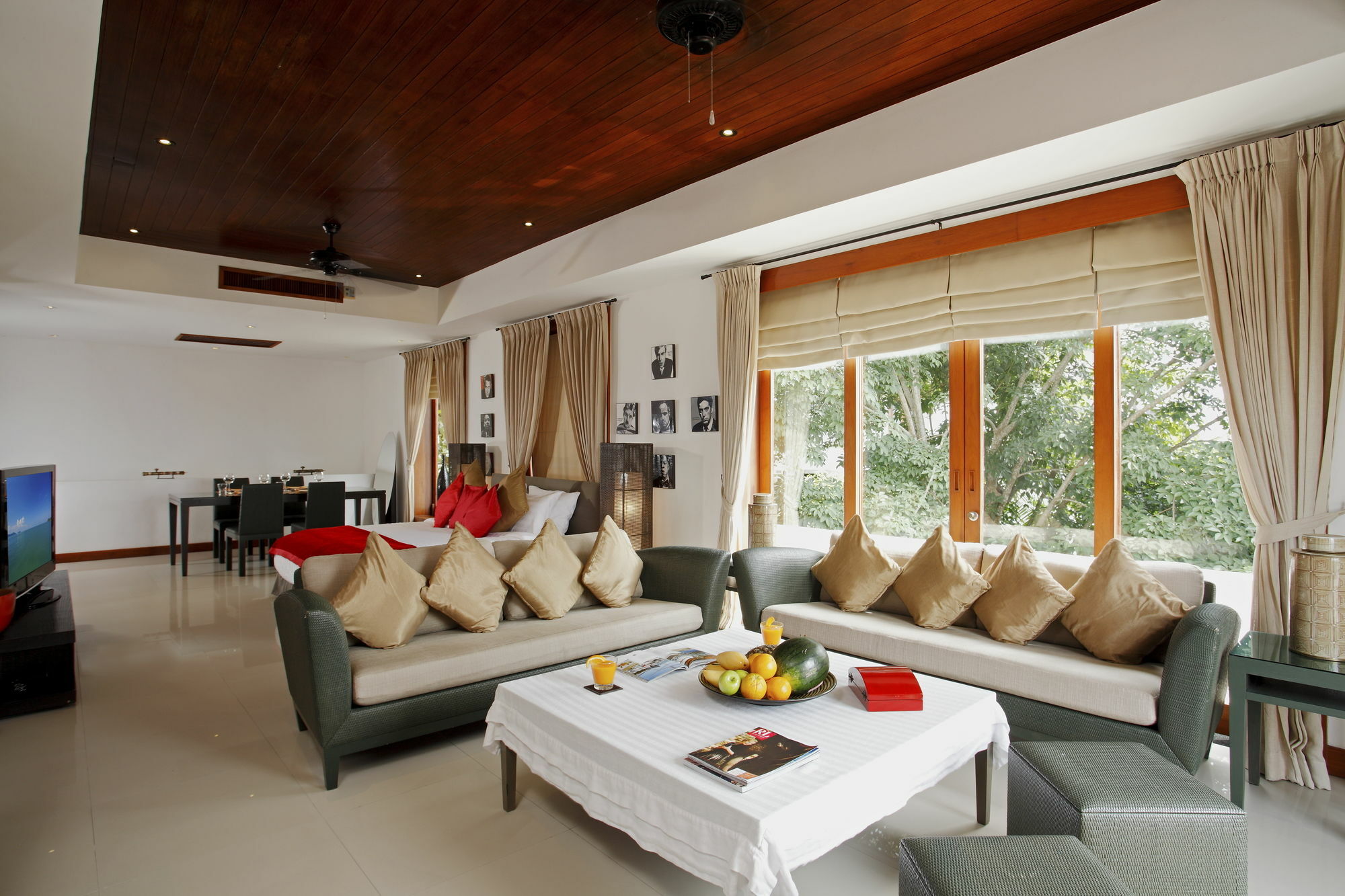 Baan Phu Prana Boutique Villa Praia de Surin Exterior foto